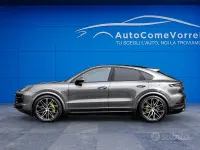 Usata Porsche Cayenne 470 CV (345 kW) 2025 Grigio SUV