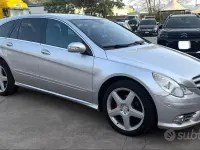 Usata Mercedes R320 224 CV (164 kW) 2008 Grigio Station wagon