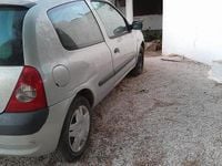 Usata Renault Clio II 58 CV (42 kW) 2003 Grigio