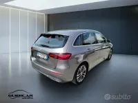 Usata Mercedes B180 Advanced 136 CV (100 kW) 2023 Grigio Utilitaria