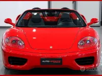Usata Ferrari 360 400 CV (294 kW) 2002 Rosso Cabrio