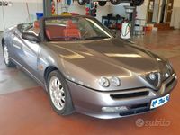 Usata Alfa Romeo Spider 128 CV (94 kW) 1998 Grigio Cabrio