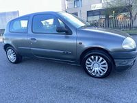 Usata Renault Clio II 58 CV (42 kW) 2000 Other Berlina