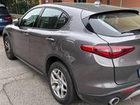 Usata Alfa Romeo Stelvio Business 209 CV (153 kW) 2018 Grigio SUV