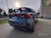 Usata MG MG4 EV Luxury 150 kW (204 CV) 2024 Grigio Utilitaria