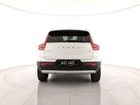 Nuova Volvo XC40 Core 164 CV (120 kW) 2025 Cristal white pearl SUV