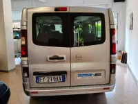 Usata Opel Vivaro S 121 CV (88 kW) 2019 Argento Monovolume
