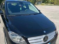 Gebraucht Mercedes B200 156 PS (114 kW) 2014 Schwarz Van / Kleinbus
