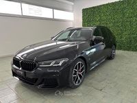 Usata BMW 520 M Sport 190 CV (139 kW) 2024 Nero Station wagon