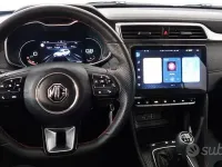 Usata MG ZS Luxury 106 CV (77 kW) 2024 Bianco SUV