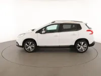 Usata Peugeot 2008 Allure 120 CV (88 kW) 2016 Bianco SUV