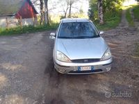 Usata Ford Focus 100 CV (73 kW) 2004 Grigio Berlina