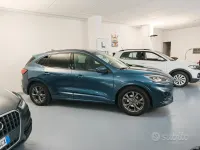 Usata Ford Kuga ST-Line 120 CV (88 kW) 2020 Marrone SUV