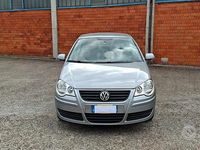 Usata VW Polo Comfortline 80 CV (58 kW) 2007 Grigio Utilitaria