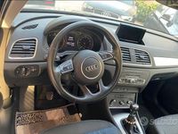 Käytetty Audi Q3 150 HP (110 kW) 2016 Musta Katumaasturi