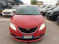 Usata Lancia Ypsilon 69 CV (50 kW) 2015 Rosso Utilitaria