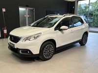 Usata Peugeot 2008 Active 100 CV (73 kW) 2016 Bianco SUV