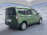 Brugt Ford Tourneo Courier Titanium 125 HK (91 kW) 2025 Grøn MPV