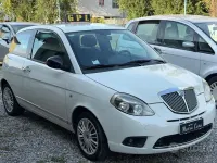 Usata Lancia Ypsilon 77 CV (56 kW) 2011 Bianco Utilitaria