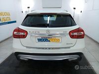 Usata Mercedes GLA200 136 CV (100 kW) 2015 Bianco metallizzato SUV