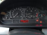 Usata BMW 320 150 CV (110 kW) 1999 Grigio Berlina