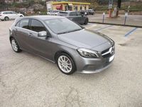 Usata Mercedes A180 Urban 109 CV (80 kW) 2016 Grigio Berlina