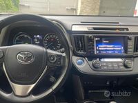 Usata Toyota RAV4 Hybrid 2018 Bianco SUV