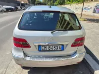 Usata Mercedes B180 Premium 109 CV (80 kW) 2010 Argento Monovolume