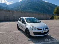 Usata Renault Clio II Luxe 75 CV (55 kW) 2007 Berlina