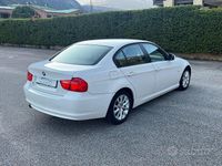 Usata BMW 318 143 CV (105 kW) 2009 Bianco Berlina