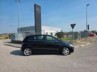 Usata Mercedes B200 Chrome 140 CV (102 kW) 2007 Nero Monovolume