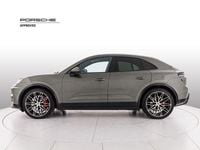 Usata Porsche Macan Turbo 430 kW (585 CV) 2024 Verde SUV