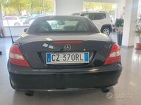 Usata Mercedes SLK200 163 CV (119 kW) 2004 Nero Cabrio