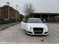 Usata Audi A3 Young 90 CV (66 kW) 2010 Bianco Utilitaria