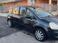 Usata Renault Modus Dynamique 74 CV (54 kW) 2010 Nero Monovolume