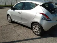 Gebraucht Lancia Ypsilon 69 PS (50 kW) 2013 Grau Kleinwagen