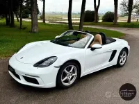 Usata Porsche 718 Boxster 300 CV (220 kW) 2022 Bianco Cabrio