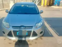 Usata Ford Focus Titanium 115 CV (84 kW) 2011 Grigio Station wagon