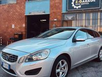 Usata Volvo V60 Summum 114 CV (83 kW) 2011 Station wagon