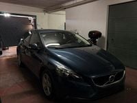 Usata Volvo V40 120 CV (88 kW) 2017 Grigio Berlina
