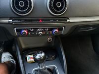 Usata Audi A3 105 CV (77 kW) 2015 Nero Utilitaria