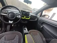 Usata XEV Yoyo 7 kW (10 CV) 2024 Grigio Utilitaria