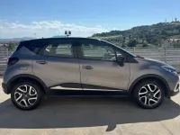 Usata Renault Captur Intens 90 CV (66 kW) 2017 Grigio SUV