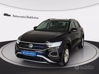 Usata VW T-Roc Life 150 CV (110 kW) 2024 Nero perla SUV