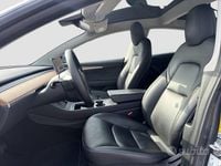 Usata Tesla Model 3 366 kW (498 CV) 2021 Blu oceano Berlina