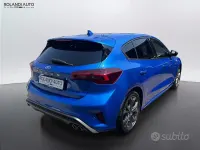 Usata Ford Focus ST-Line 116 CV (85 kW) 2024 Blu Berlina
