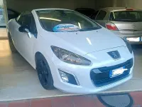 Usata Peugeot 308 CC Allure 163 CV (119 kW) 2012 Bianco Cabrio