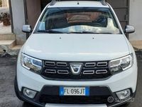 Usata Dacia Sandero 90 CV (66 kW) 2017 Bianco Berlina