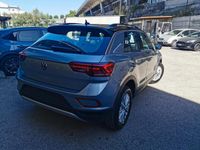 Usata VW T-Roc Life 115 CV (84 kW) 2024 Argento SUV