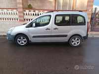 Usata Peugeot Partner Tepee 90 CV (66 kW) 2012 Grigio Monovolume
